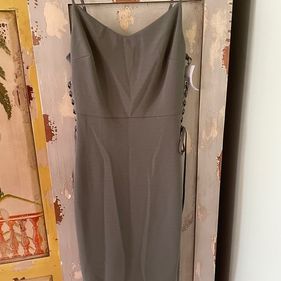 Dress/I State - Picture 2 of 12